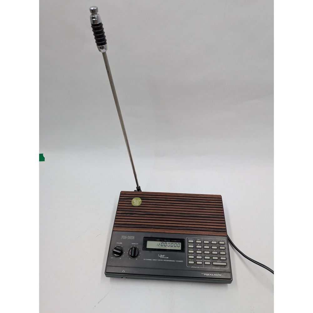 Realistic PRO-2023 Programmable Scanner 20 Channel VHF Hi Lo 20-128 Wood Grain